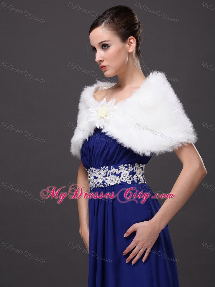 High Quality Faux Fur Special Occasion / Wedding Shawl In Ivory With V-neck